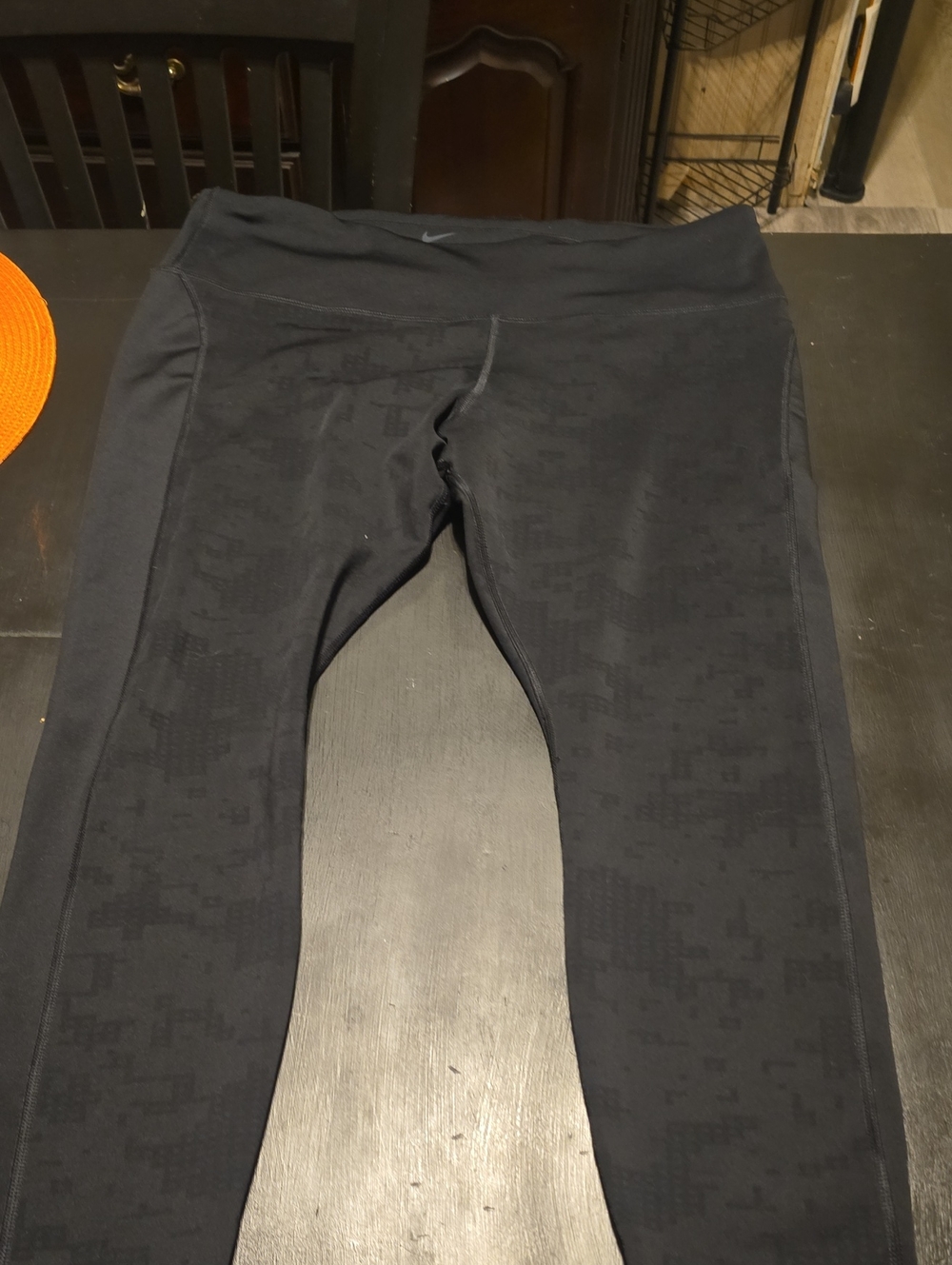 Nike Women's Black Textured Athletic Leggings